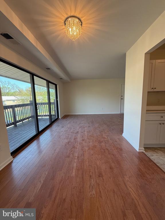 Building Photo - 2754 Hollywood Rd Unit 304