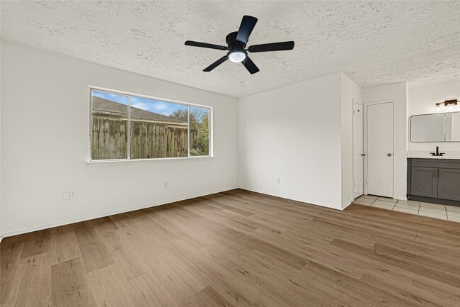 Photo - 13023 Lima Dr