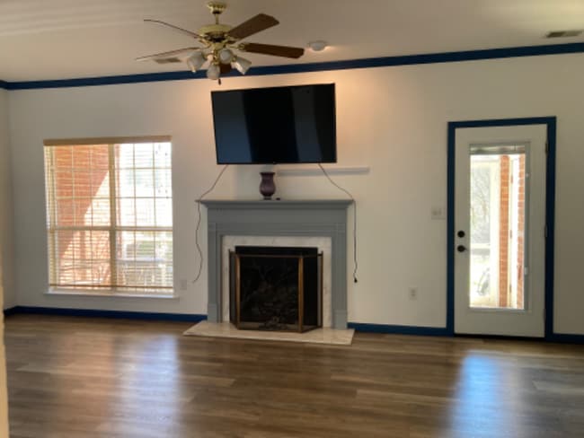 Photo - 537 Treymoor Lake Cir