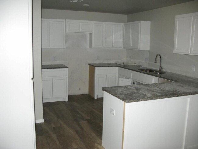 Photo - 11615 Surrey Ln