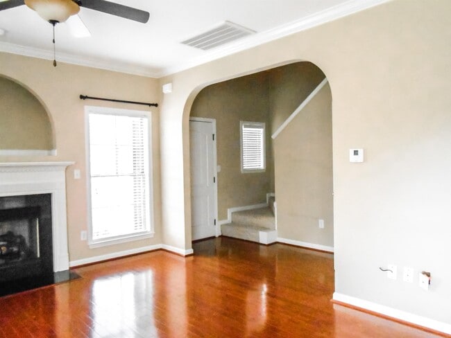 Photo - 2464 Ridgemont Dr