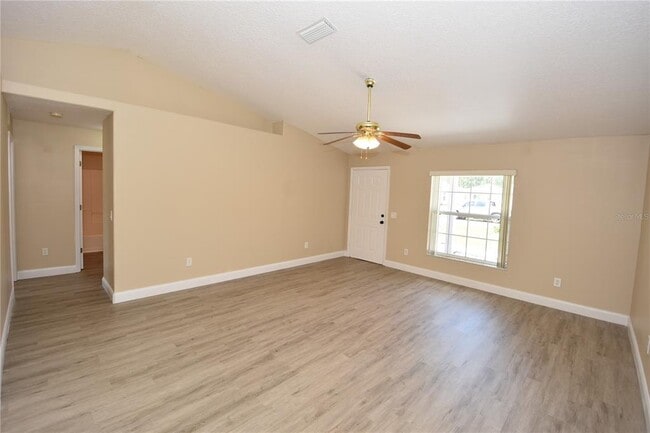 Photo - 16 Richland Ln