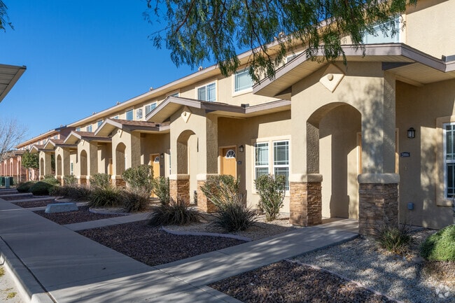 Building Photo - Eastside Crossings Rental