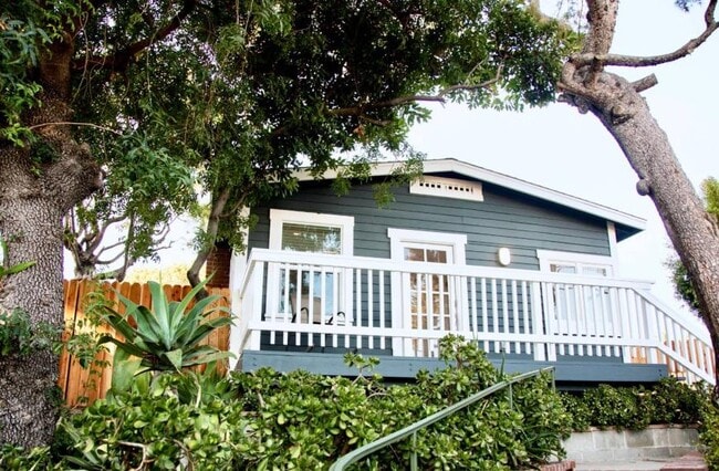 Building Photo - 1.0 bedroom in Los Angeles California 90039 Unit Bungalow 2319 Rental