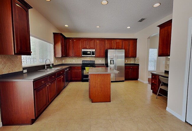 Photo - 14614 Cableshire Way