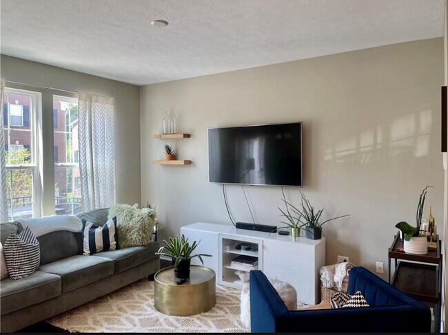 Photo - 9054 Mercer Dr