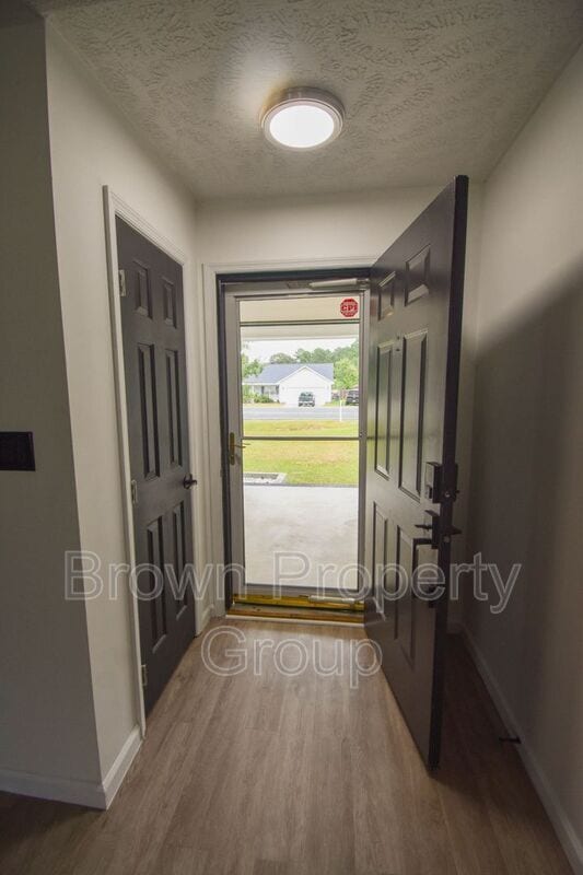 Photo - 737 Overhills Rd