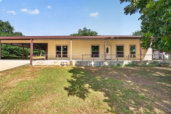 Photo - 3961 Clay Crk Rd