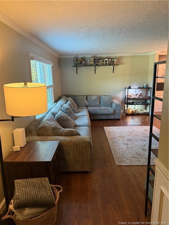 Photo - 3119 Baker St