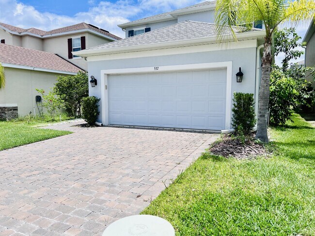 Photo - 537 Red Rose Ln