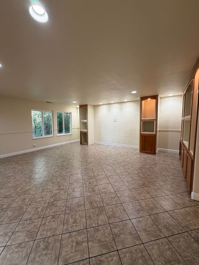 Photo - 7860 Summerplace Dr