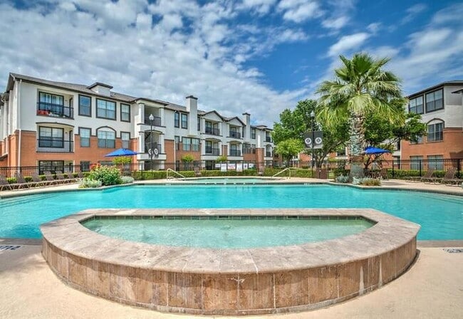 Photo - 2101 US-80 Unidad c4