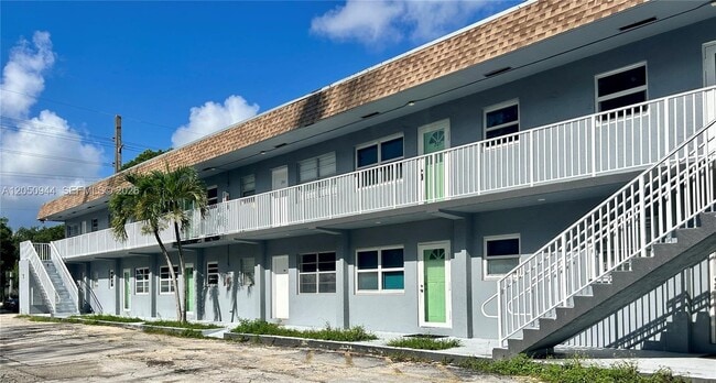 Building Photo - 3265 Griffin Rd Unit 205