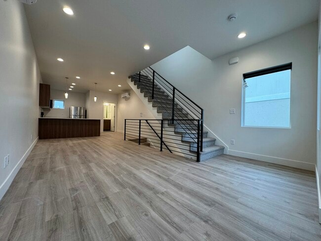 Photo - 1791 S Renaissance Towne Dr