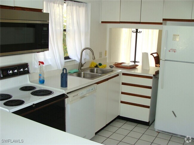 Building Photo - 857 Reef Point Cir Rental