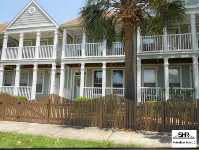 Building Photo - 1010 N Hayne St