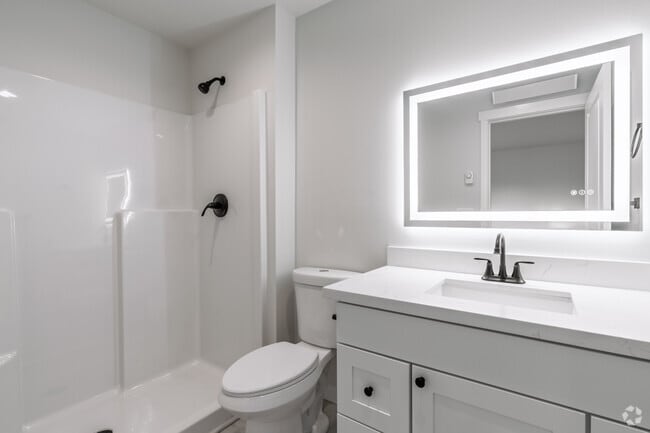 3BR, 2.5BA - 1,330SF - Primary Bathroom
