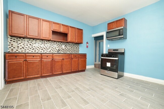 Photo - 162 West End Ave