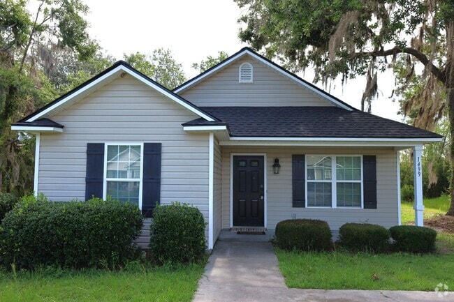Building Photo - 1499 San Bernardino Way Rental