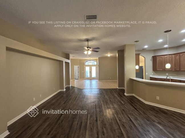 Photo - 1922 Raven Manor Dr