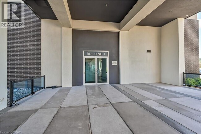 Photo - 16 Concord Pl Unité 231