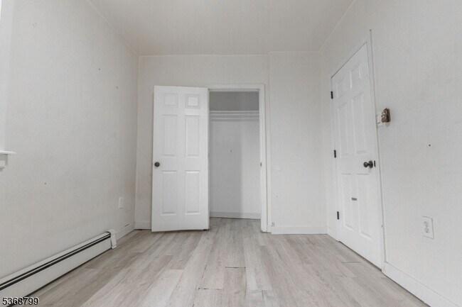 Building Photo - 253 Goldsmith Ave Unit 253 Rental