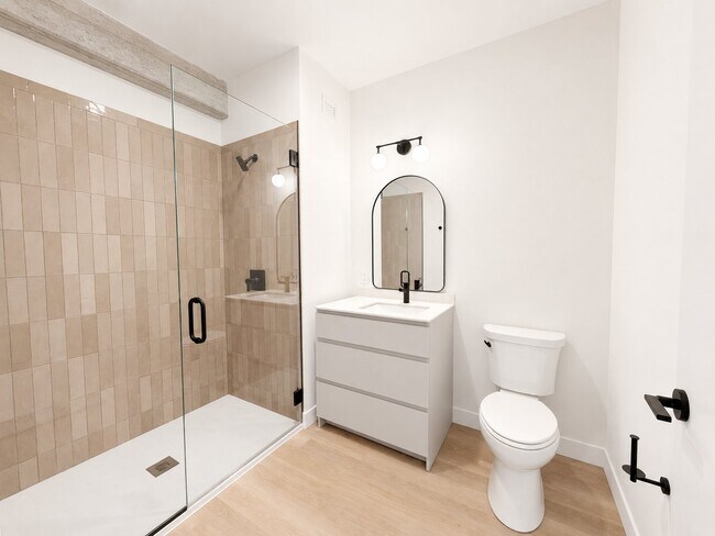Photo - 221 N Ada St