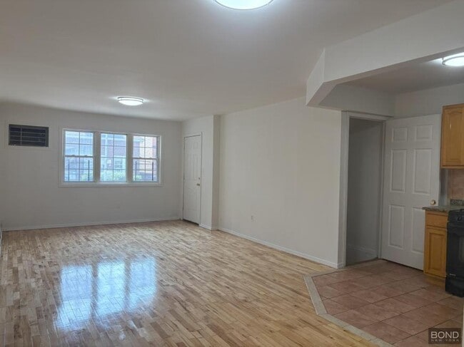 Photo - 4 bedroom in Brooklyn NY 11203