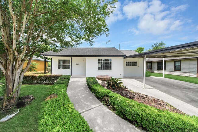 Photo - 3714 Florinda St