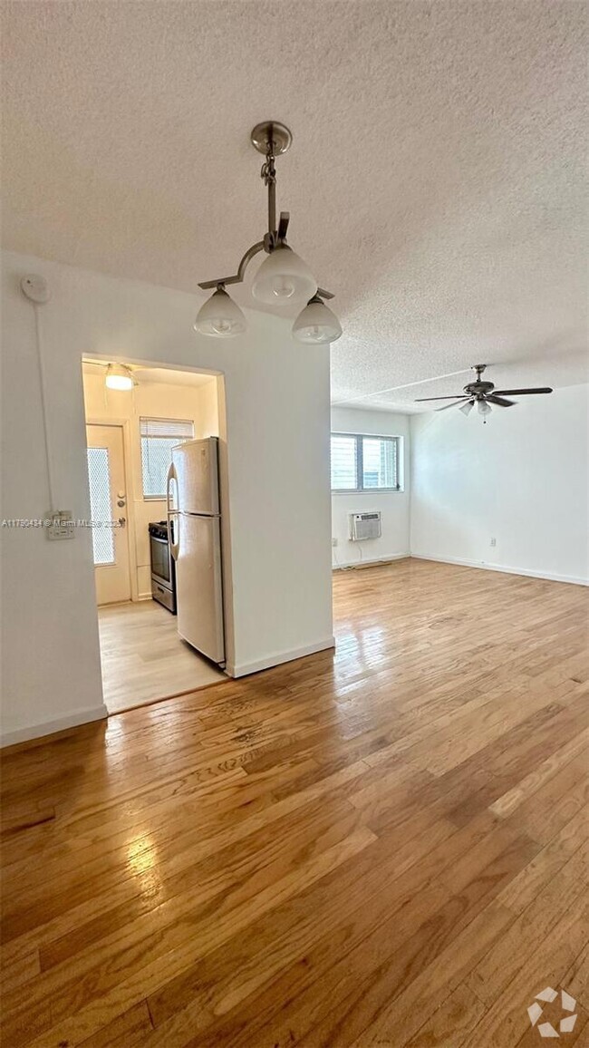 Building Photo - 1231 Pennsylvania Ave Unit 8 Rental