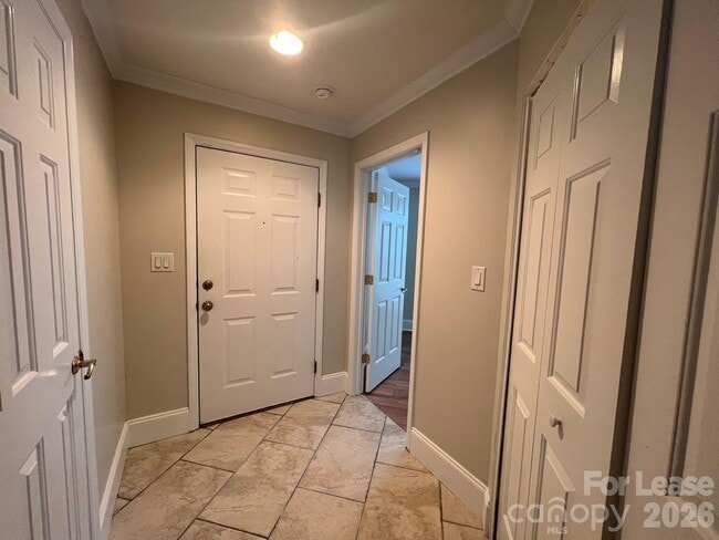 Photo - 18733 Vineyard Point Ln