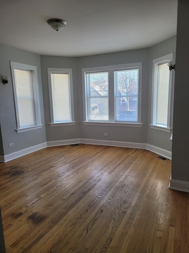 Photo - 6652 S Rockwell St Unit 1-N