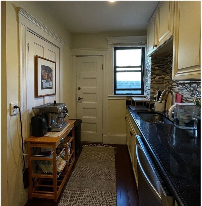 Photo - 1672 Beacon St Unit 2