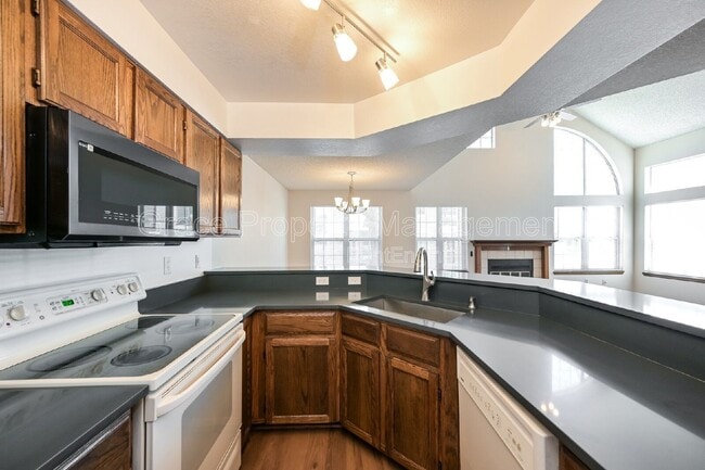 Photo - 5863 W Atlantic Pl