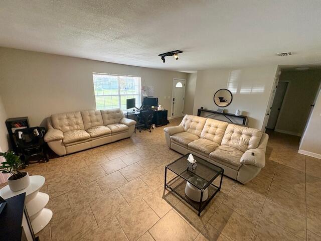 Photo - 310 Wildwood St