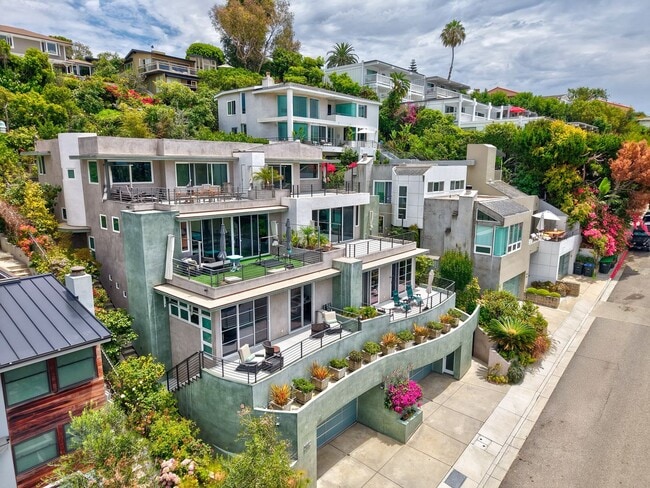 Photo - 3 Bed 3 Bath Ocean View, Penthouse "Mark Singer" Residence in Downtown Laguna Beach