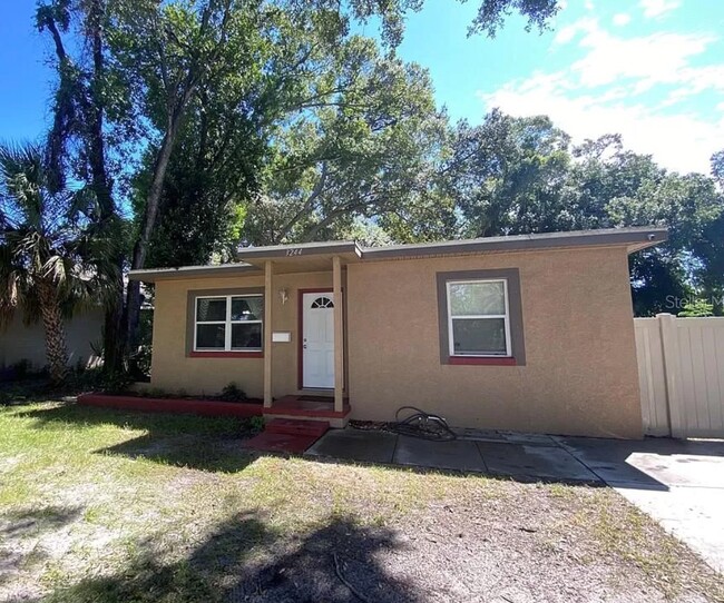 3244 Oakley Ave S Rental For Rent in Saint Petersburg, FL 