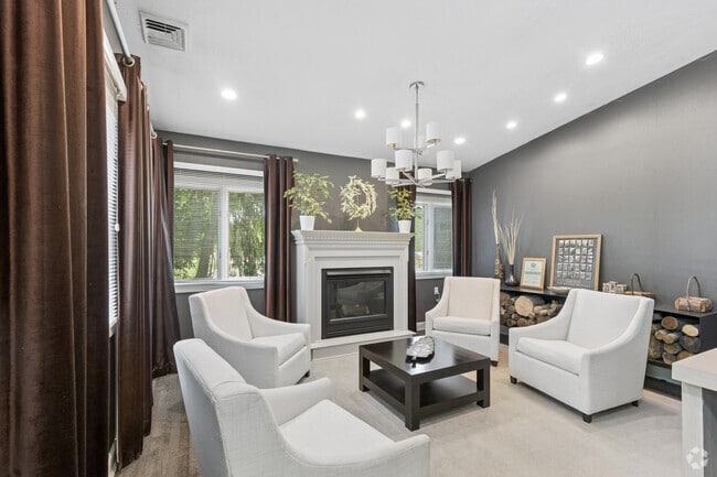 Clubhouse - North Pointe Commons