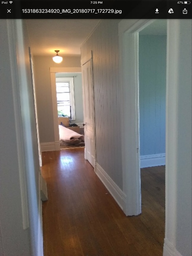 Building Photo - 709 W Kalamazoo Ave Rental
