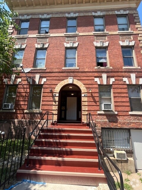 Building Photo - 38-40-40 Sanford St Unit 40-A3 Rental