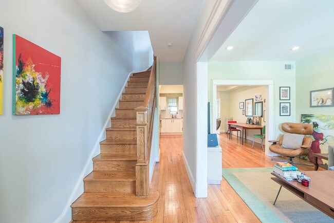 Photo - 628 Madison St NW