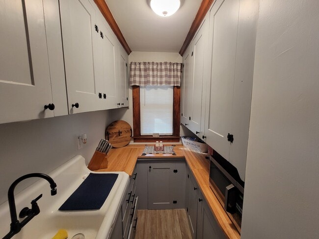 Photo - 73 Marquette St Unidad #2