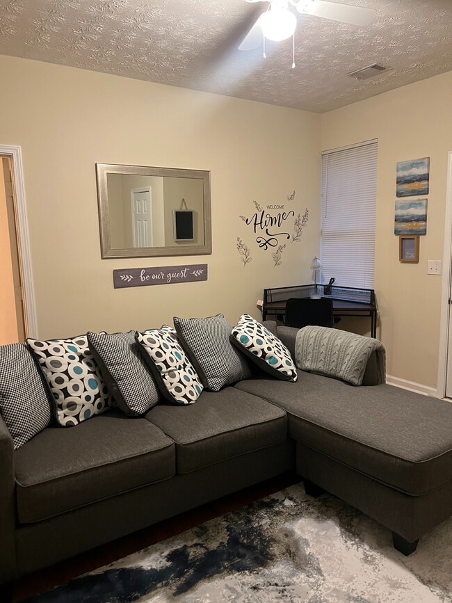 Room in Apartment on Hill Station Ct