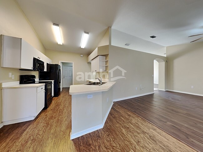 Photo - 10527 Juliano Dr