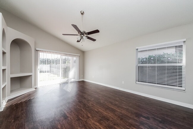 Photo - 16444 Coopers Hawk Ave