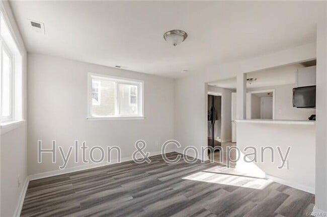 Photo - 300 St Matthew St Unit VA 23803