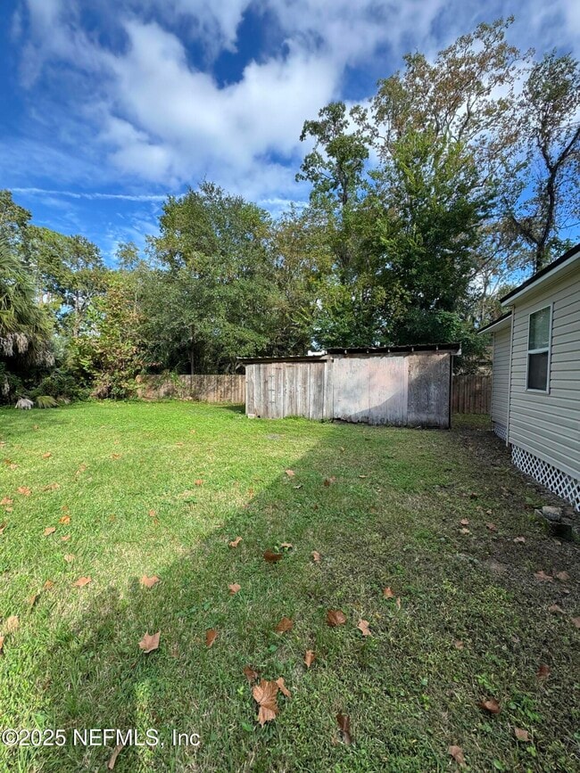 Photo - 1817 Lakewood Rd