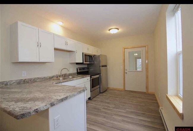 116 Van Brunt St Unit 1