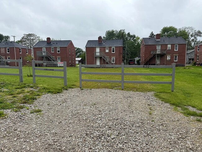 Photo - 430 1/2 Oak St Unit 430 Oak St.  #2