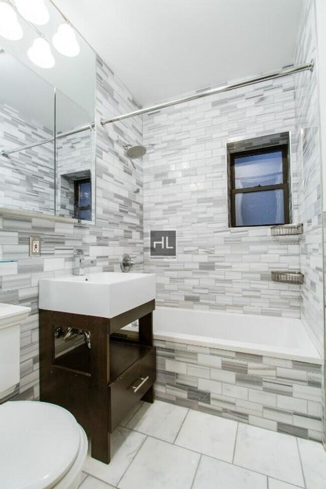 Photo - East 18th Street Unit C4